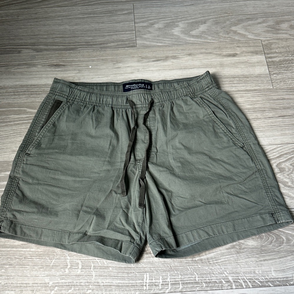 Abercrombie & Fitch Olive Athletic Shorts